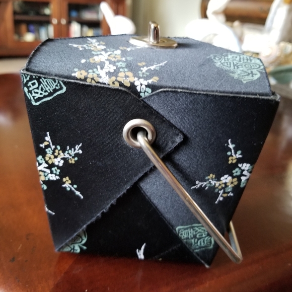 Take Out Box ! - Picture 11 of 13